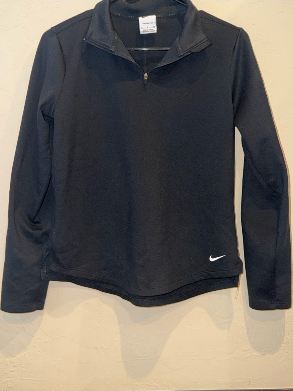 Nike Therma-FIT women's half-zip pullover size smalls
